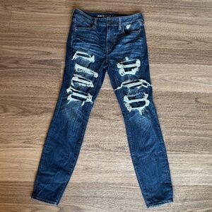 American Eagle Outfitters Distressted Dark Wash 360 Next Level Stretch Jeans